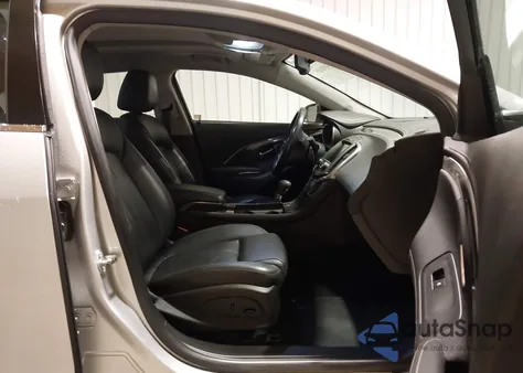 2015 Buick Lacrosse Leather z USA, uszkodzony, nr VIN 1G4GB5G33FF330948